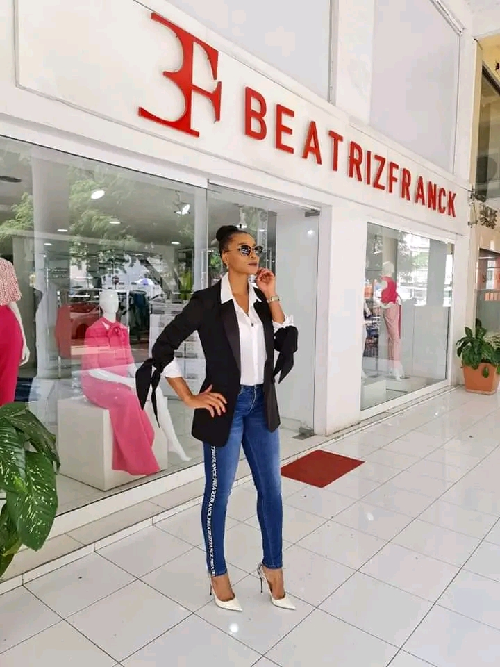 BEATRIZFRANCK tem 100 vagas de emprego e esta a recrutar para o seu quadro de pessoal